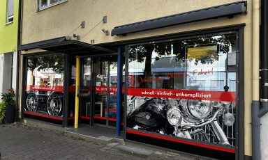 Frontansicht des Standorts der indrive Fahrschule Oberndorf am Neckar in der Hauptstraße 11.